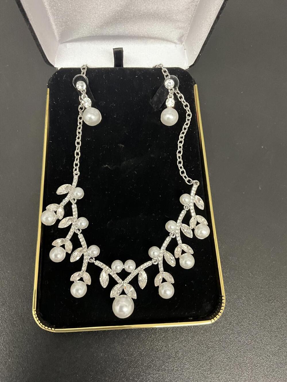Vintage Bridal Pearl Jewelry Formal Wedding Set NWT